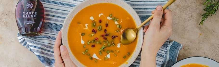 Crema di zucca e carote con zenzero e sciroppo d’acero