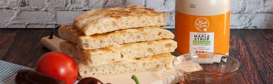 Focaccia con salamoia allo sciroppo d’acero